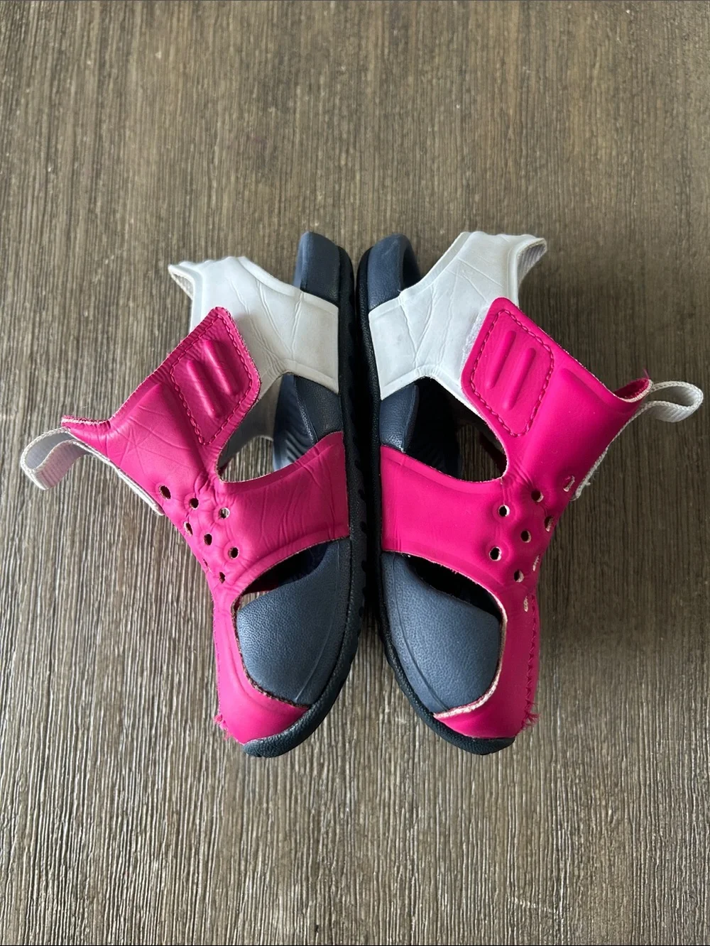Nike Sunray Protect 2 Pink Grey Toddler Girl's, Sz. C6, Gently Used.